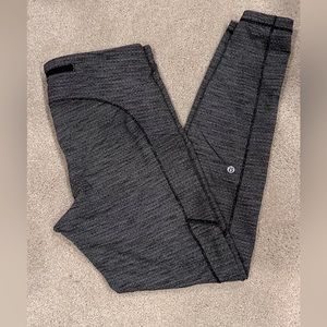 Size 12 Wunder train textured leggings with pockets